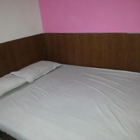 Mahesh Guest House Νέο Δελχί Δωμάτιο φωτογραφία