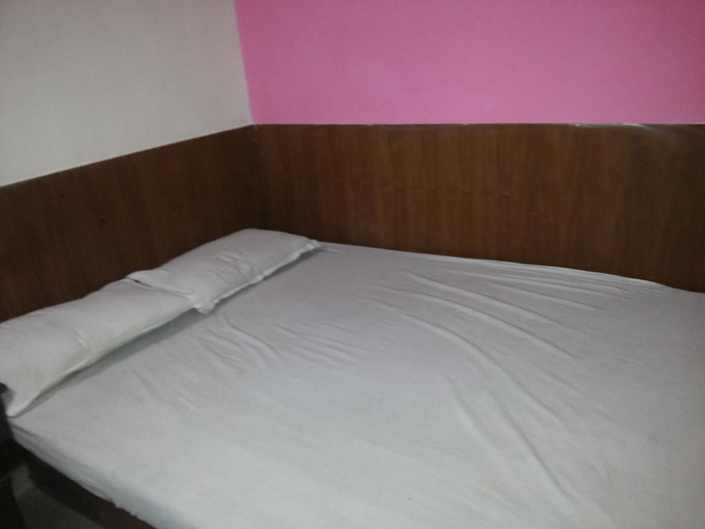 Mahesh Guest House Νέο Δελχί Δωμάτιο φωτογραφία